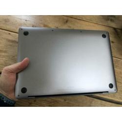 Apple MacBook Pro 13 inch model 2017 uit 2018 256GB