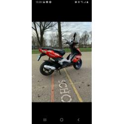 aprilia sr factory ditech 'loopt niet'