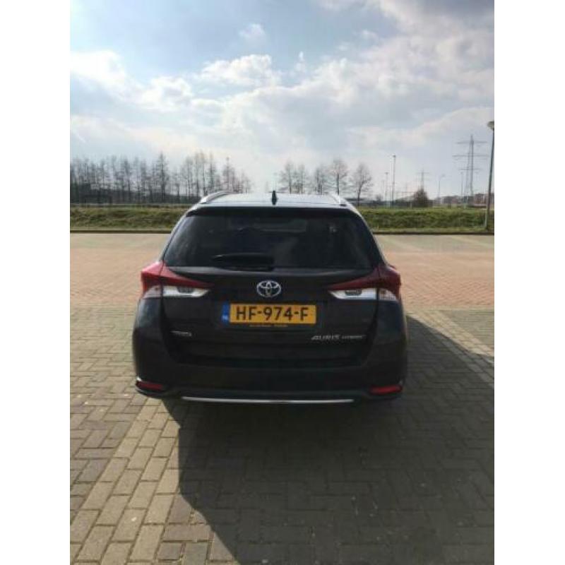 Toyota Auris 1.8 Hybrid Touring Sports CVT 2015 Zwart