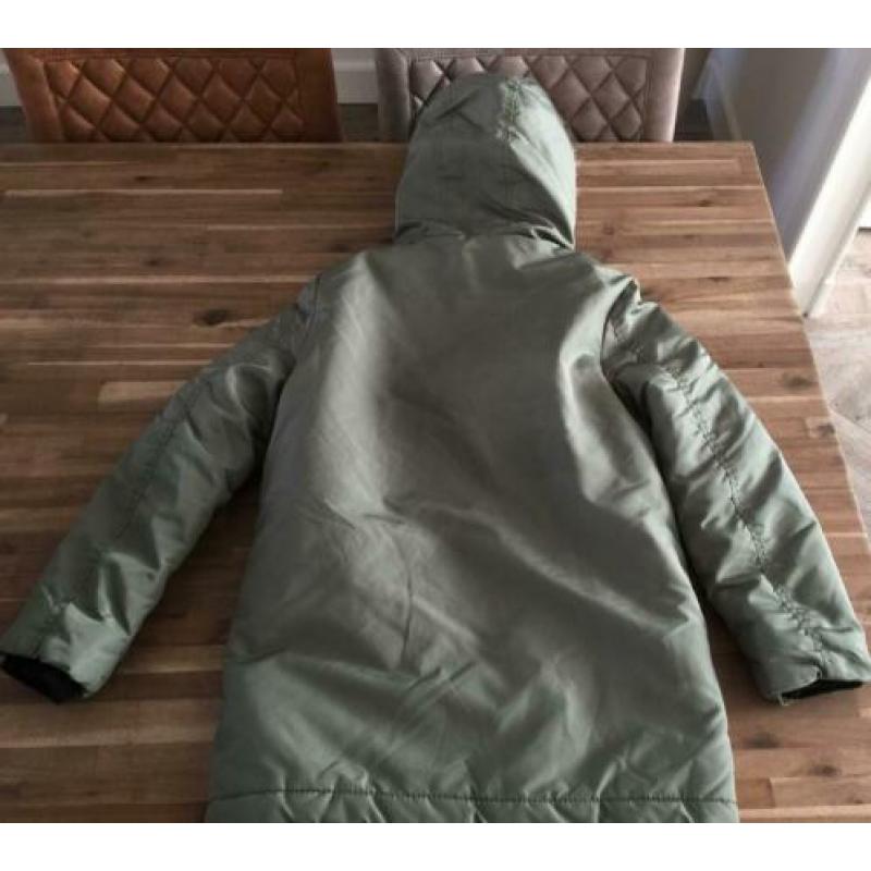 Te koop jassen mt 152 , prijs incl opsturen