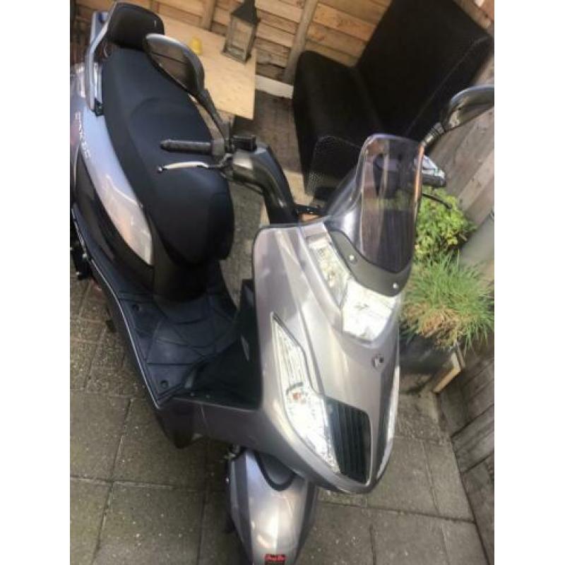 Bromscooter Dink 50. Kymco.