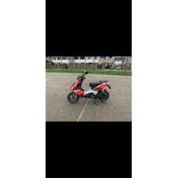 aprilia sr factory ditech 'loopt niet'
