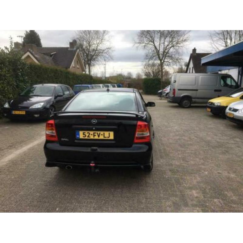 Opel atra coupe 1.8 16v bertone sport + nieuwe apk!!