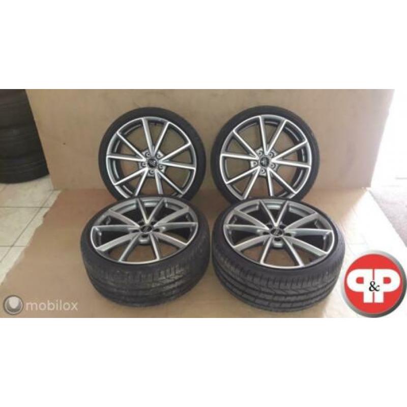 20 Inch Audi TT 8S S-line Velgen Met Banden