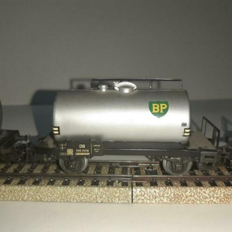 Drie z.g.a.n. Marklin tankwagonnetjes