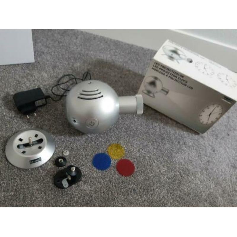 Led projectieklok