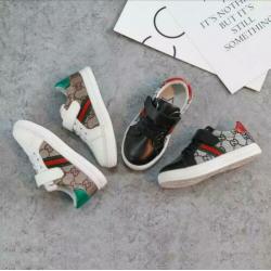 Kinder merk schoenen Gucci burberry 21 t/m 30