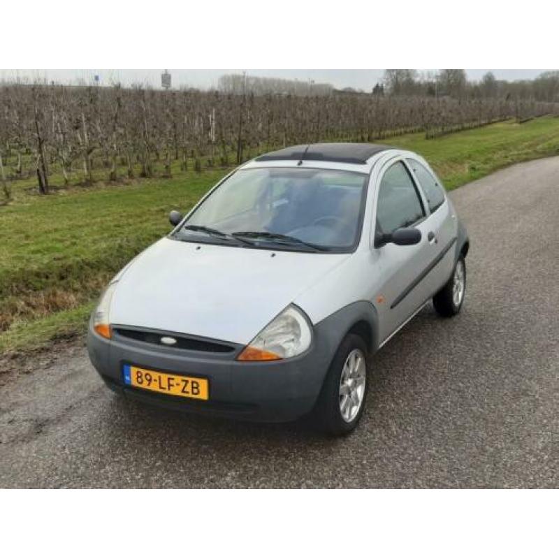 Ford Ka 1.3 Style | Schuifdak! | Nieuwe APK! (bj 2002)