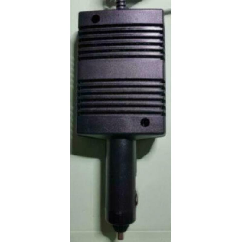 Regelbare Adapter voor sigaretaansteker 1,5t/m12 V