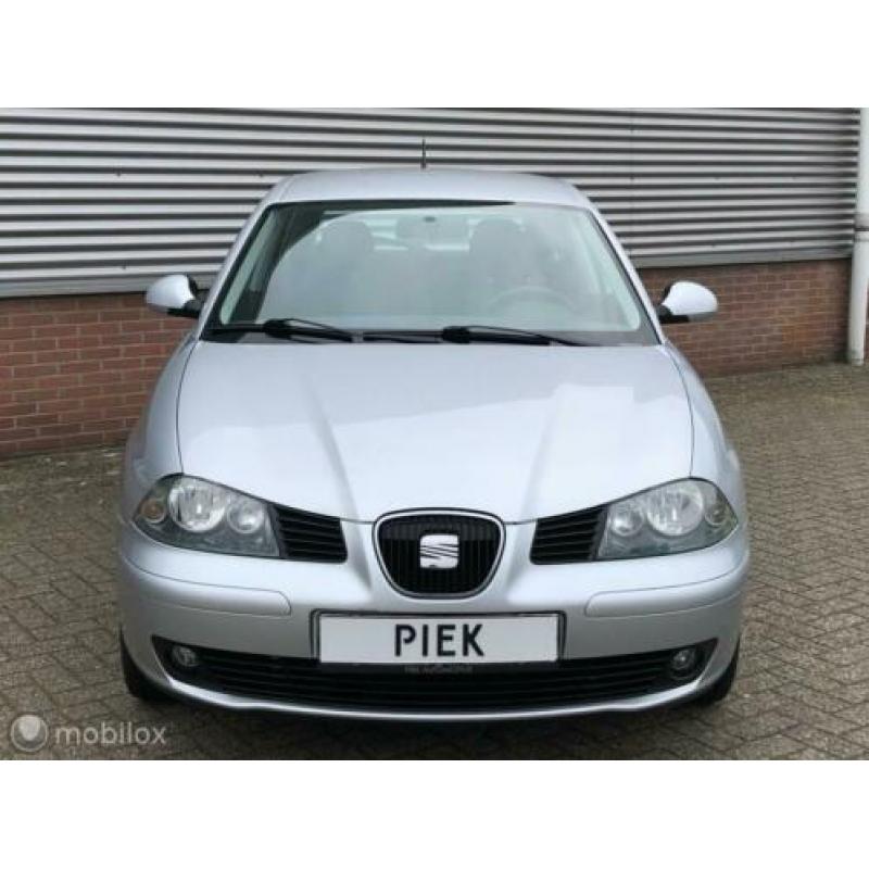 Seat Ibiza 1.4-16V Sport NIEUWSTAAT