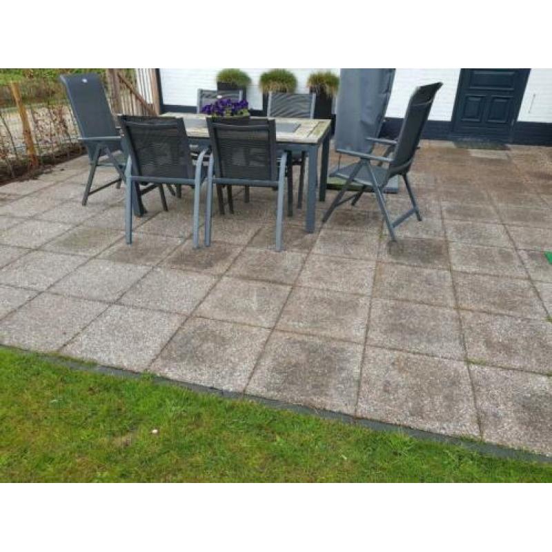 68m2 50x50 tegels 272 stk