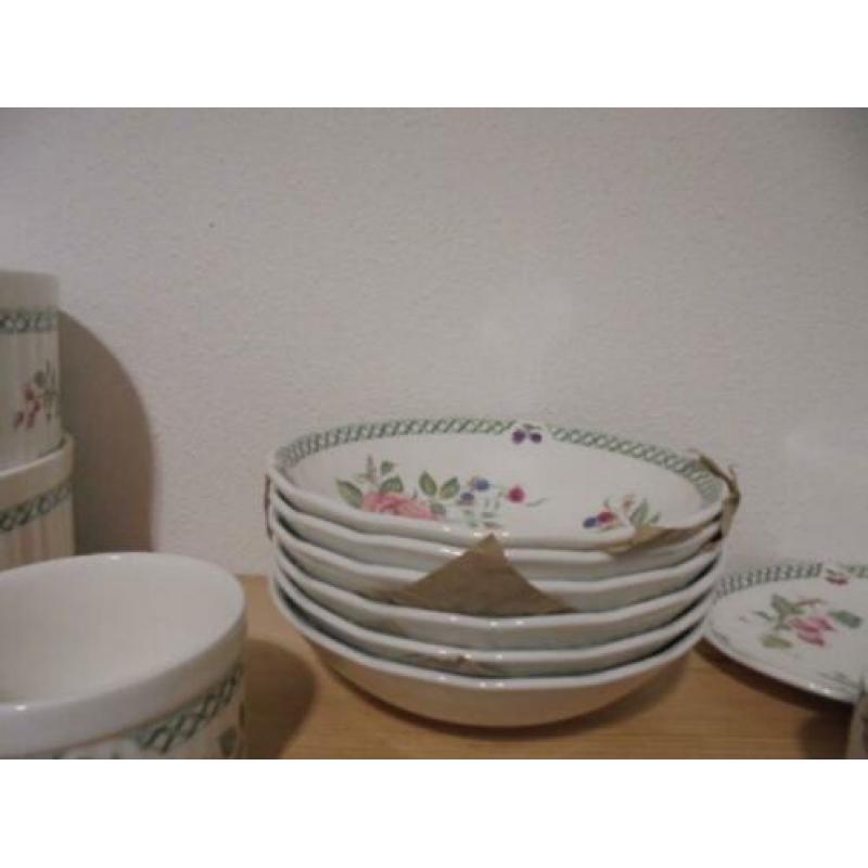 Royal Doulton Servies Victorian Garden