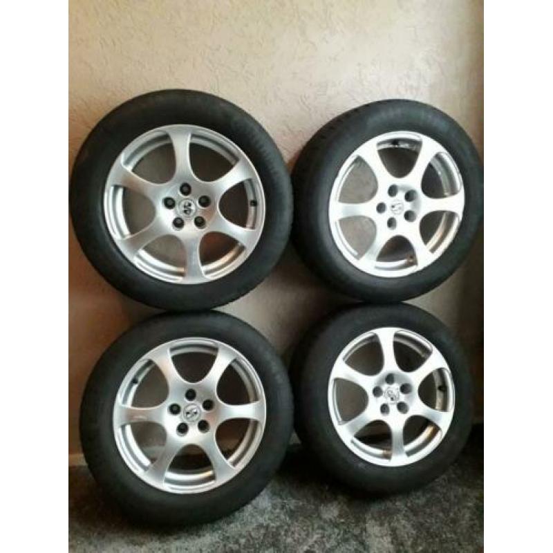 Velgen met banden 5x100