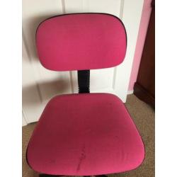 Roze bureaustoel
