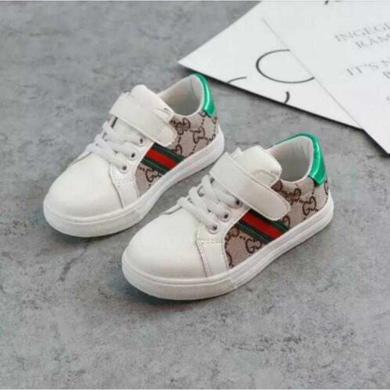 Kinder merk schoenen Gucci burberry 21 t/m 30