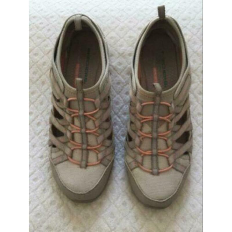 Skechers instappers maat 39 - mod SN49359