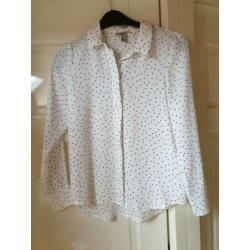 H&M Blouse Crème met zwarte stippen maat 36