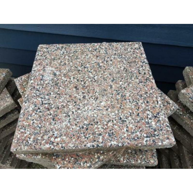 68m2 50x50 tegels 272 stk