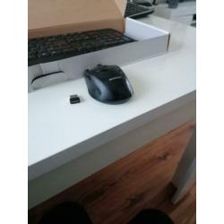 Te koop nieuwe toetsenbord plus muis