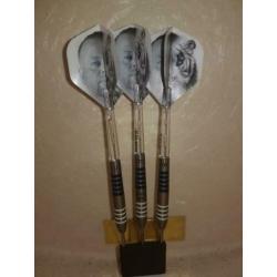 Darts accessoires met dartpijlen en dartborden te koop ! ! !