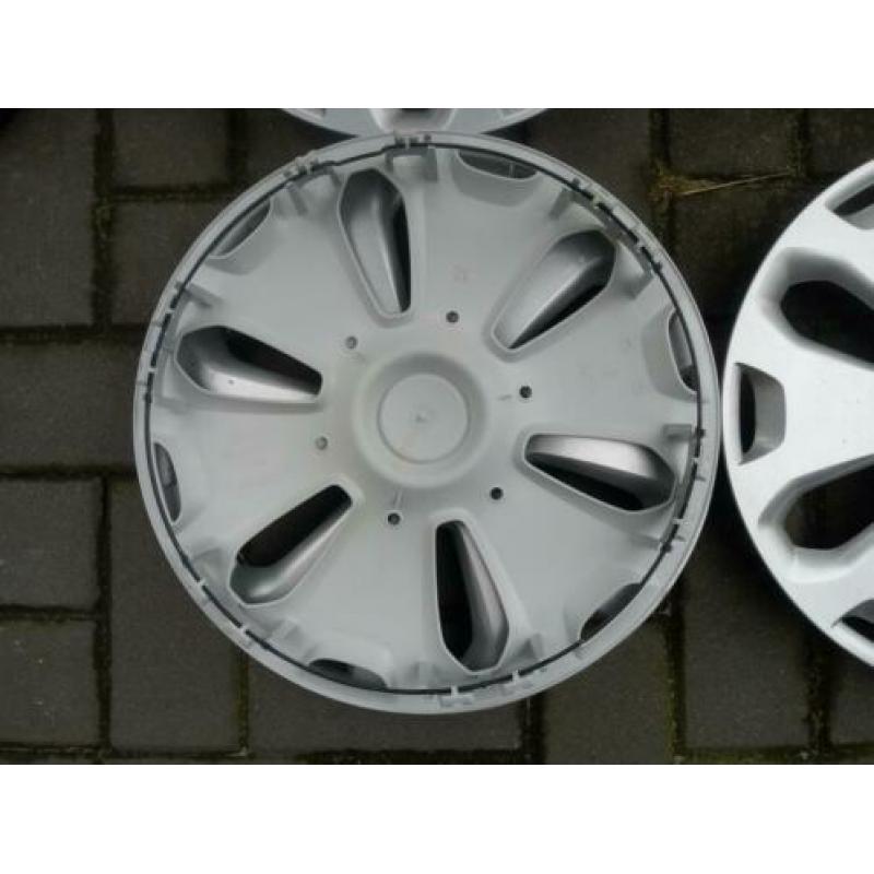 # Nette Set Ford Wieldoppen 14 inch o.a 2x Nieuw #