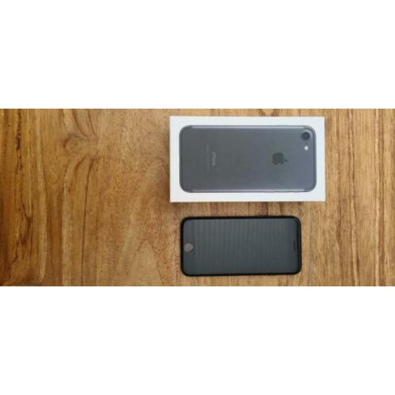 Nette Apple iPhone 7 te koop