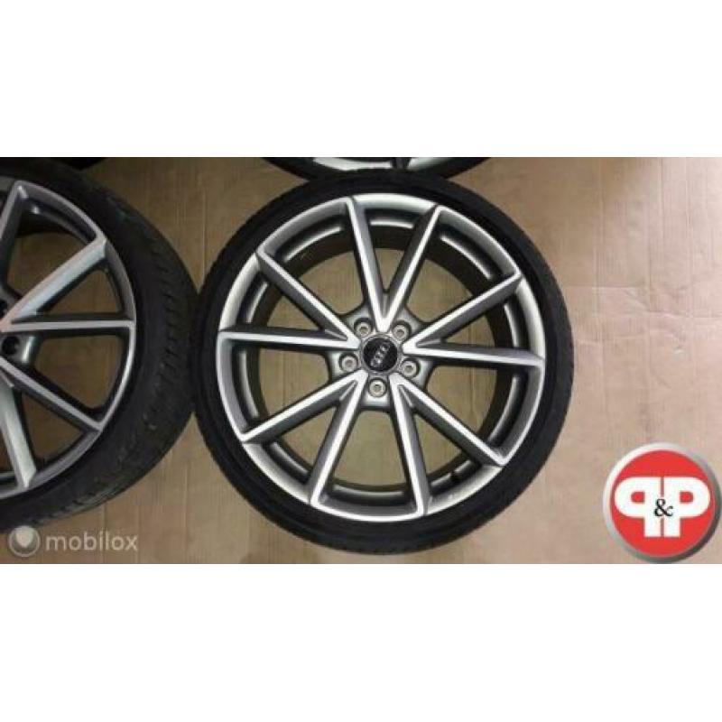 20 Inch Audi TT 8S S-line Velgen Met Banden