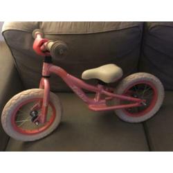 Roze Loekie prinsess loopfiets 12inch (vanaf 2,5/3jaar)