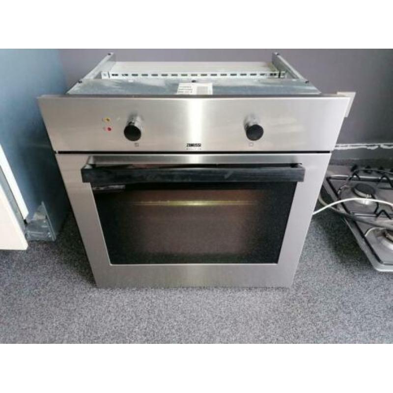 Zanussi inbouw oven.