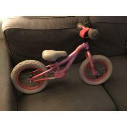 Roze Loekie prinsess loopfiets 12inch (vanaf 2,5/3jaar)