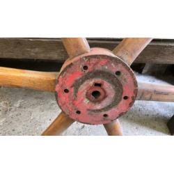 Houten stuurwiel voor sloep of zeilboot