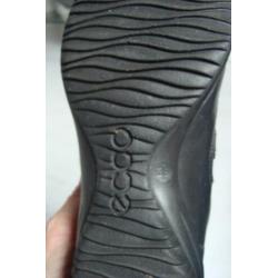 Ecco zwarte schoen mt 39