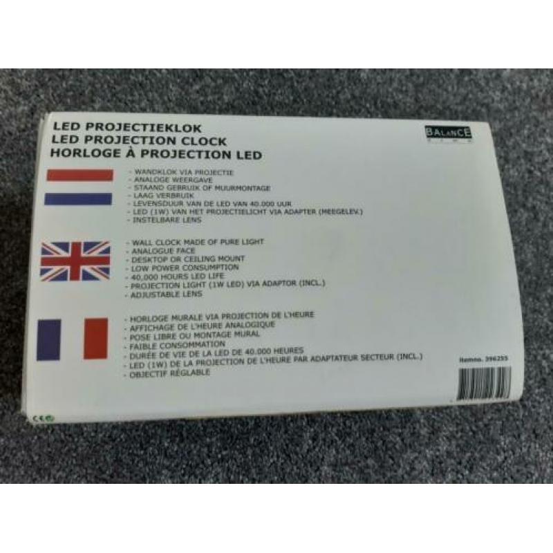 Led projectieklok