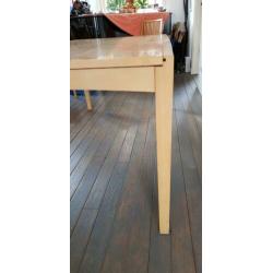 Leolux Eettafel uitschuifbaar van 1.65 naar 2.25