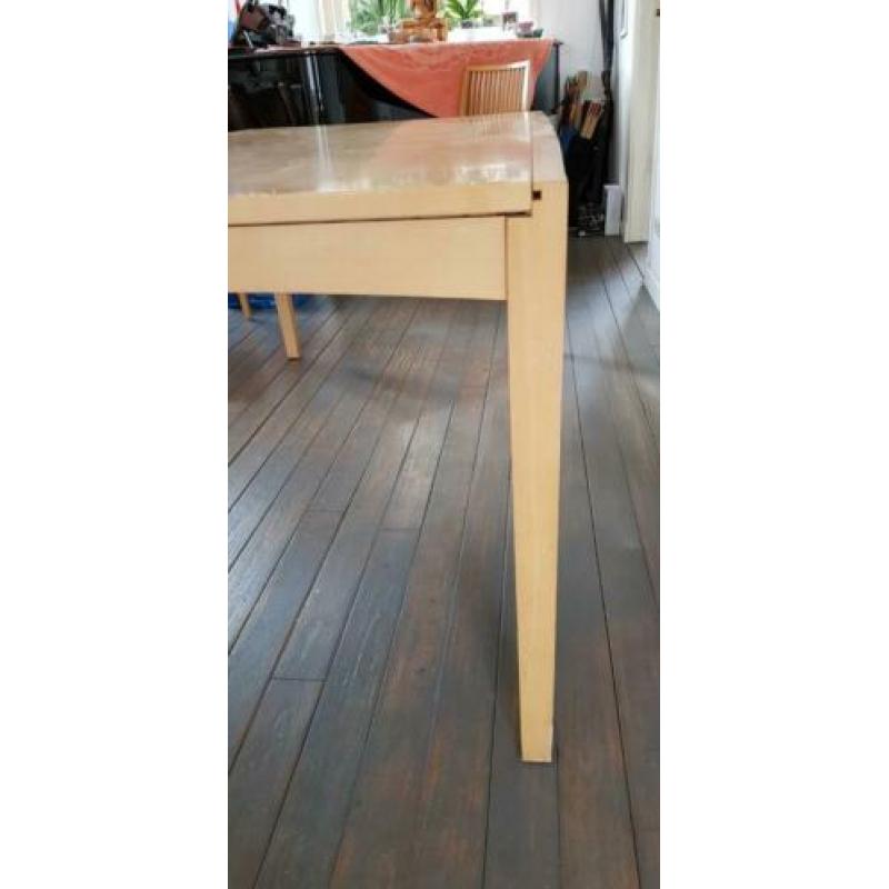 Leolux Eettafel uitschuifbaar van 1.65 naar 2.25