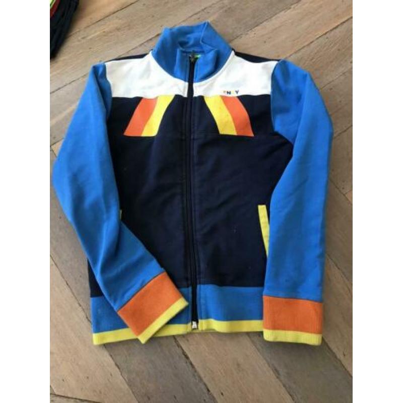 Super gave setjes merkkleding maat 128 / 134