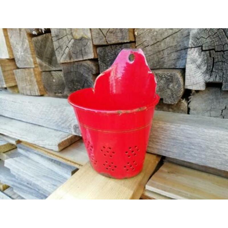 Emaille afval bakje van rood emaille met gouden biesje