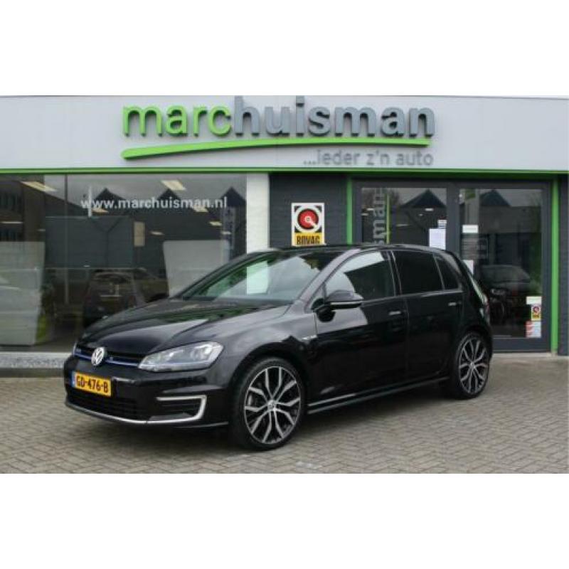 Volkswagen Golf 1.4 TSI GTE / EXCL BTW / 19INCH / GROOT NAVI