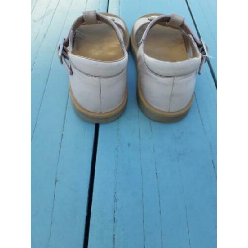 Sandalen Pom d'Api, maat 25