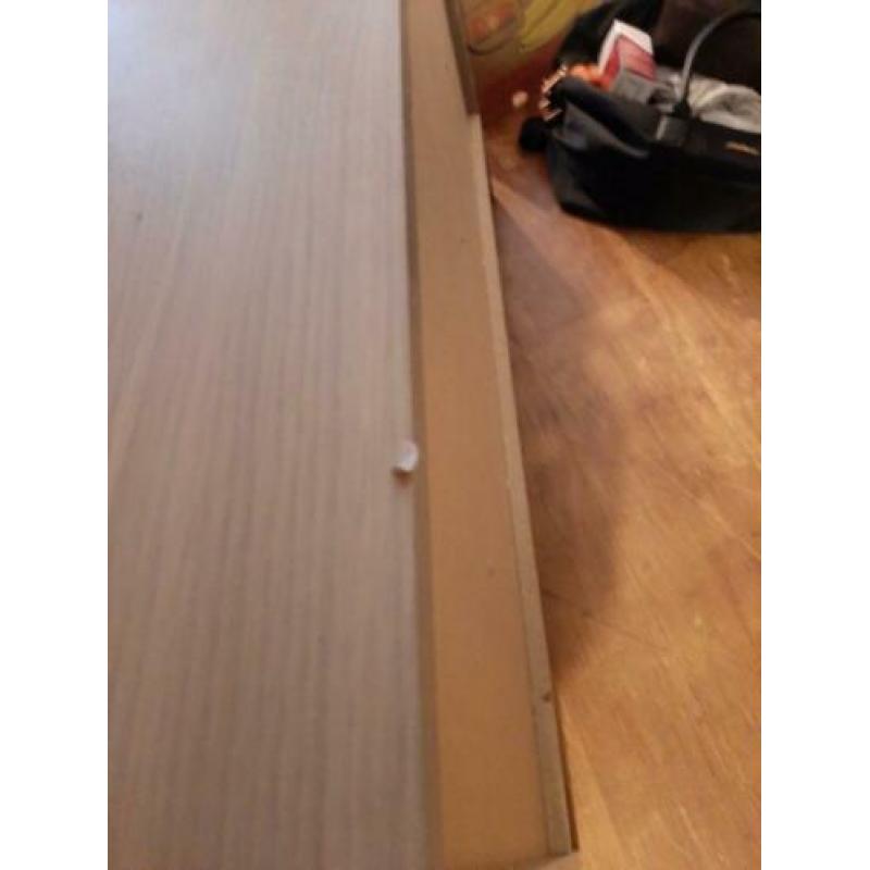 tv kast