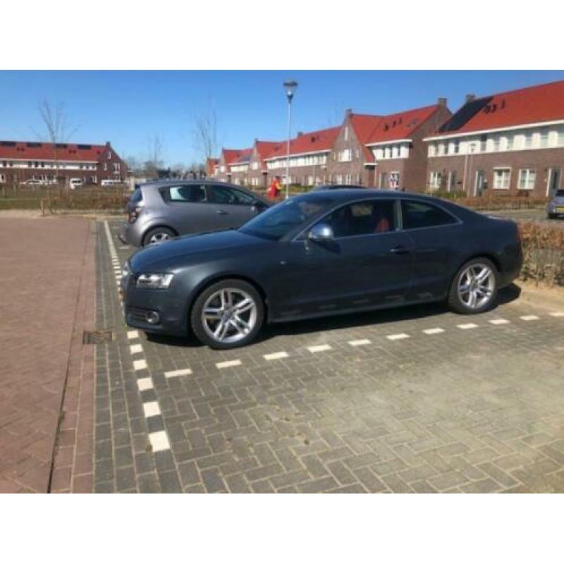 Audi s5 4.2 fsi handgeschakeld in unieke staat!
