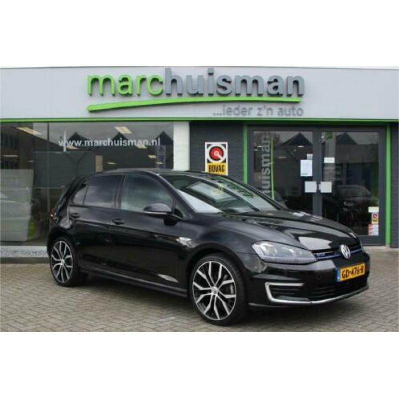 Volkswagen Golf 1.4 TSI GTE / EXCL BTW / 19INCH / GROOT NAVI