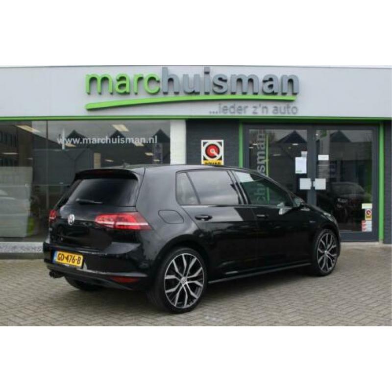 Volkswagen Golf 1.4 TSI GTE / EXCL BTW / 19INCH / GROOT NAVI