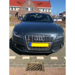 Audi s5 4.2 fsi handgeschakeld in unieke staat!