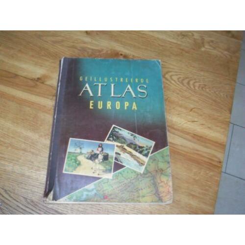 Geilusteerde atlas Europa uitgave Planta jaar 1954 Compleet