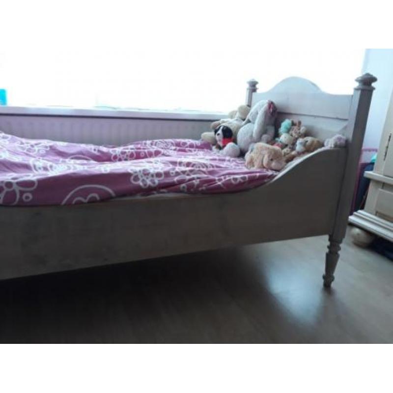 Antiek bed