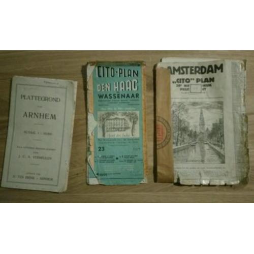 Drie antieke stadsplattegronden, A'dam, Den Haag, Arnhem