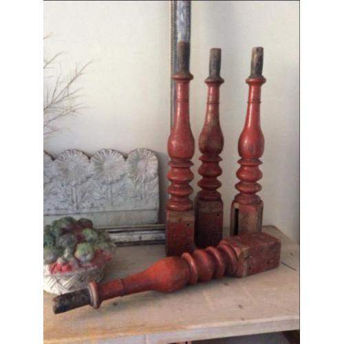 4 oude houten tafelpoten