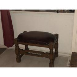 Antiek/Antique, Dos, radio, stoel,spinning wheel