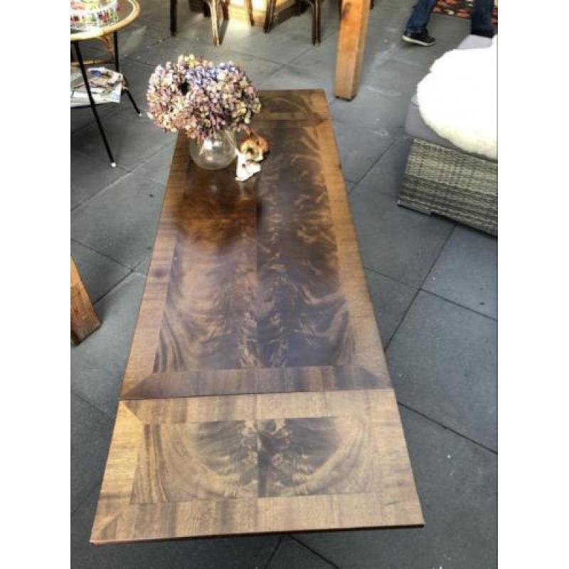 Klassieke salon tafel
